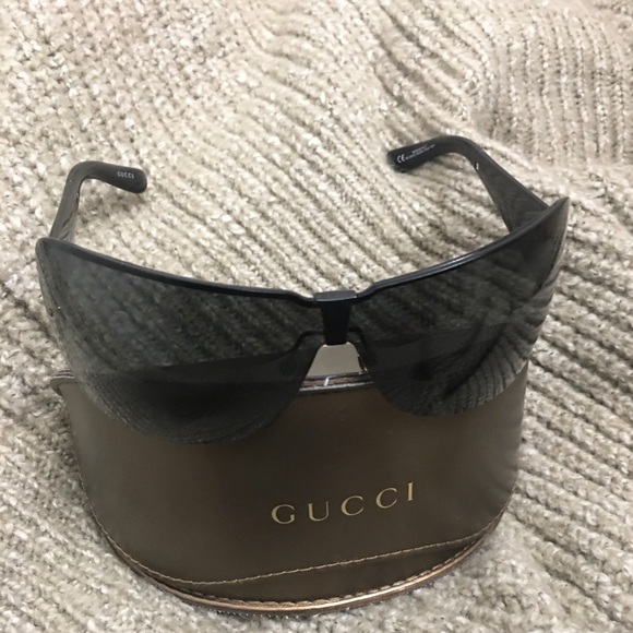 Gucci Accessories - ‼️SOLD‼️SOLD‼️SOLD☀️Gucci Sunglasses with Case🔥HOT!